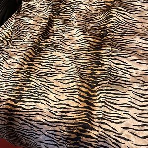 Nicole Miller Vintage animal Print silk scarf